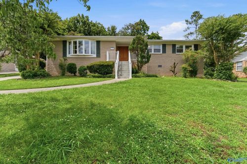 2117 Shades Crest Rd Se, Huntsville, AL, 35801-1616 | Card Image