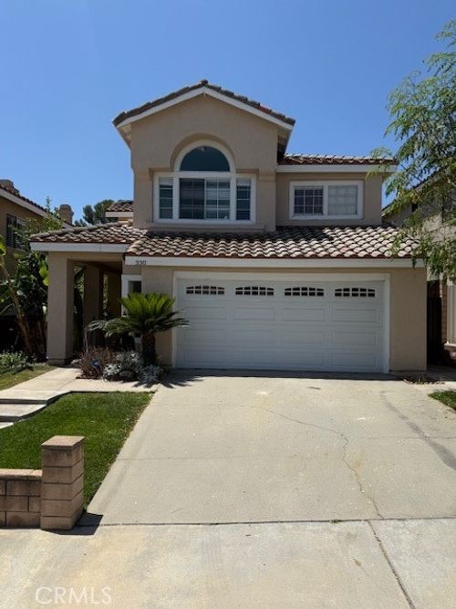 330 E Concord Way, Placentia, CA, 92870-5051 | Card Image