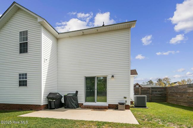 186 Lenoir Dr, House other with 4 bedrooms, 3 bathrooms and 2 parking in Spring Lake NC | Image 22