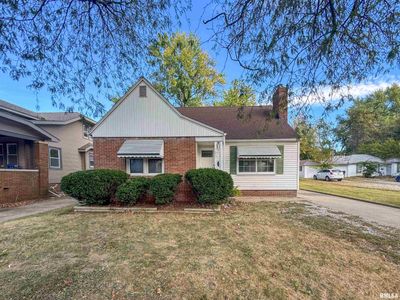 1025 E Corrington Avenue, House other with 3 bedrooms, 1 bathrooms and null parking in Peoria IL | Image 1