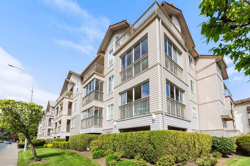 204-2772 Clearbrook Rd, Abbotsford, BC, V2T6N6 | Card Image