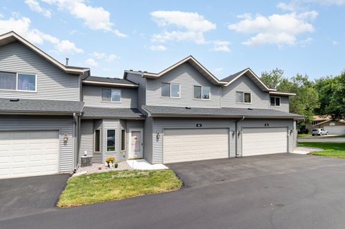 603 2nd St Nw, New Prague, MN, 56071-1142 | Card Image