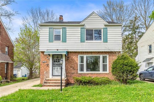 16705 Glendale Ave, Cleveland, OH, 44128-1451 | Card Image