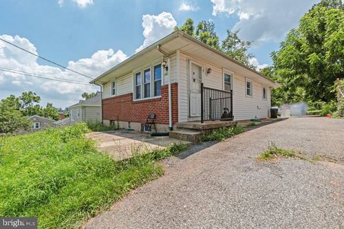 6611 Windsor Mill Rd, BALTIMORE, MD, 21207-5382 | Card Image