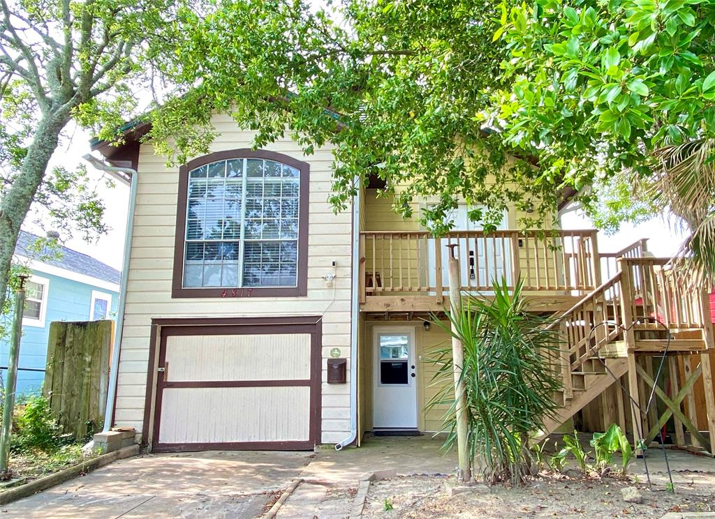 Avenue P , Galveston, TX 77551