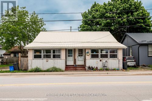 151 William St, Port Stanley, ON, N5L1C7 | Card Image
