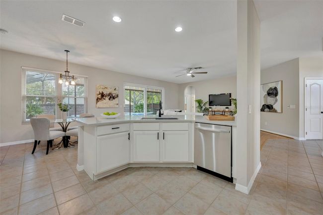 10519 Sunrise Terrace Dr, House other with 5 bedrooms, 3 bathrooms and null parking in Orlando FL | Image 19