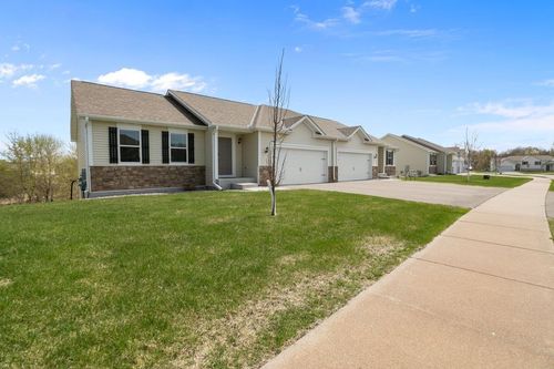 1112 Natalie Ave, Montrose, MN, 55363-5449 | Card Image