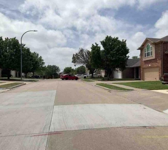 2694 Bull Shoals Dr, House other with 3 bedrooms, 3 bathrooms and 2 parking in Fort Worth TX | Image 4