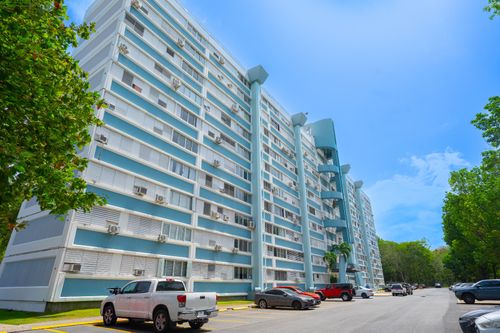 704 Condominio Los Almendros Plaza, San Juan, PR, 00924 | Card Image