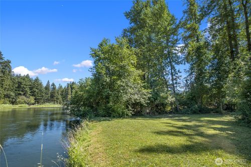 530 Elk Meadows Rd, Cle Elum, WA, 98922-9411 | Card Image
