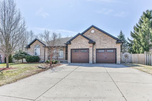 24 Linwood Drive, Thames Centre, ON, N0L1G1 | Card Image