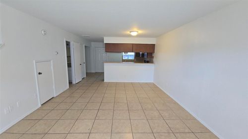 apt-93-9200 W Bellfort Ave, Houston, TX, 77031-2327 | Card Image