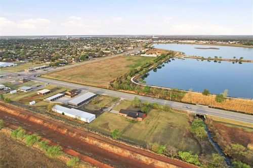 1700 N Park Ln, Altus, OK, 73521-2208 | Card Image