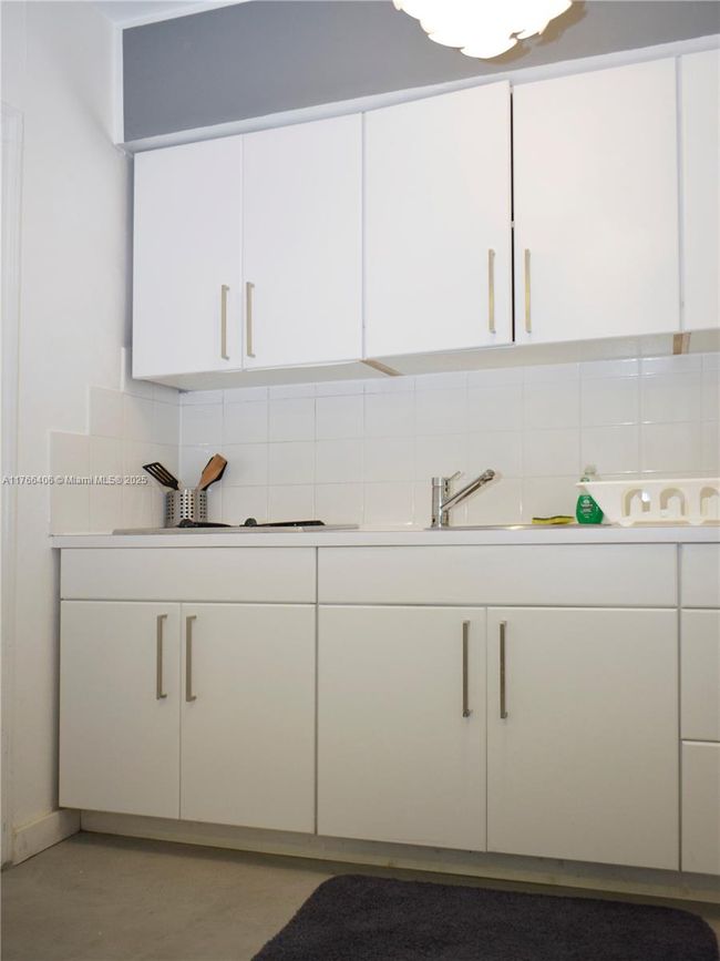 APT-5 - 1021 Euclid Ave, Condo with 0 bedrooms, 1 bathrooms and null parking in Miami Beach FL | Image 7