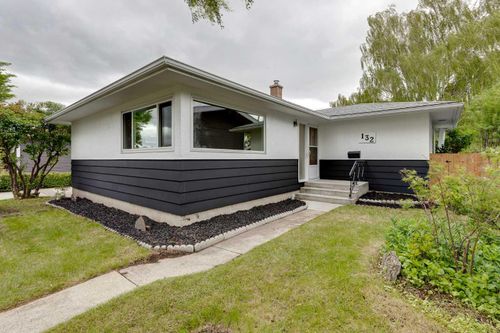 132 Haysboro Cres Sw, Calgary, AB, T2V3G3 | Card Image