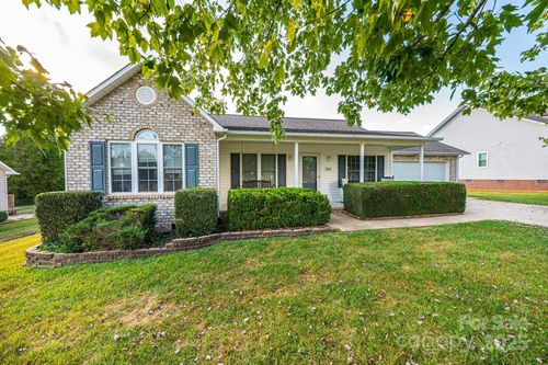 1462 Farmington Hills Dr, Conover, NC, 28613-9043 | Card Image