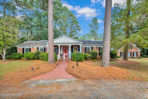 12521 Bag Pipe Ln, Laurinburg, NC, 28352-9143 | Card Image