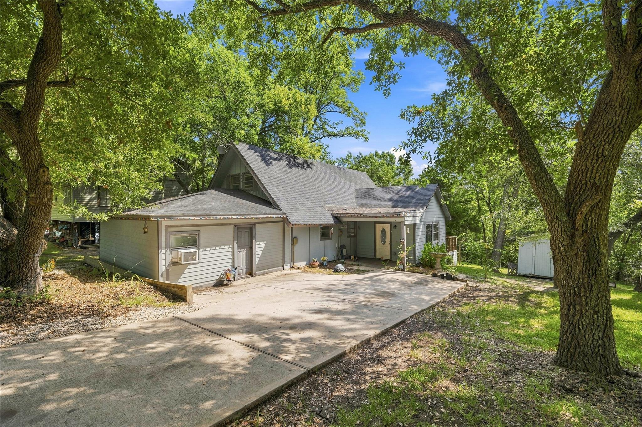 Residential in Coldspring 4
