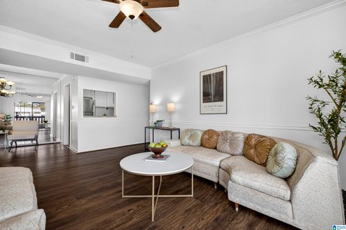 1104-1104 Woodland Vlg, Vestavia Hills, AL, 35216-1149 | Card Image