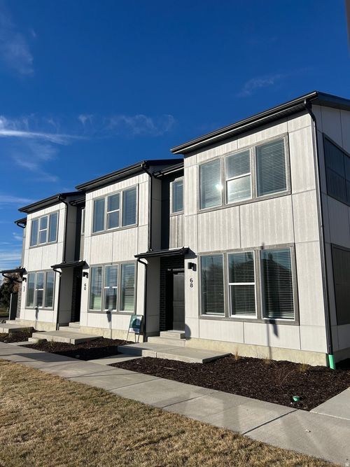 17-68 E 775 S, Springville, UT, 84663-2398 | Card Image