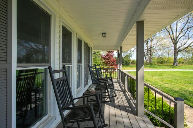 1043 Shelton Rd, House other with 4 bedrooms, 4 bathrooms and 2 parking in Charlotte TN | Image 4