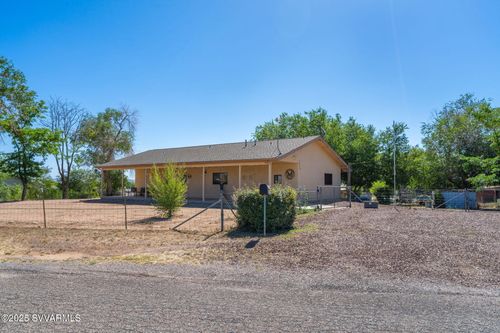2049 Maricopa St, Chino Valley, AZ, 86323-8207 | Card Image