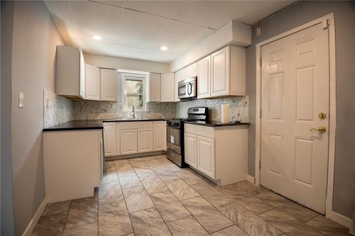 2-780 S Irvine Ave, Sharon, PA, 16146-1198 | Card Image