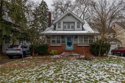 222 Central Parkway Ave Se, Warren, OH, 44483-6209 | Card Image