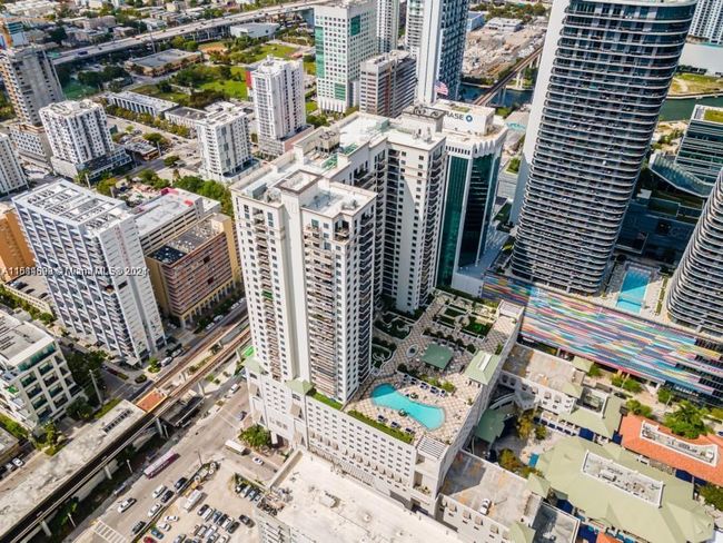 APT-2410 - 999 Sw 1 St Ave, Condo with 1 bedrooms, 1 bathrooms and null parking in Miami FL | Image 29