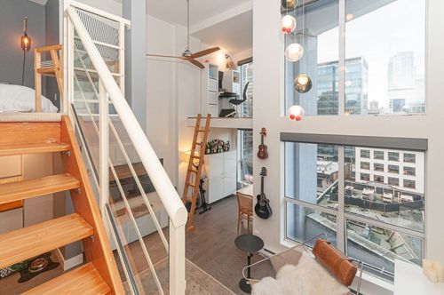 702-933 Seymour St, Vancouver, BC, V6B6L6 | Card Image