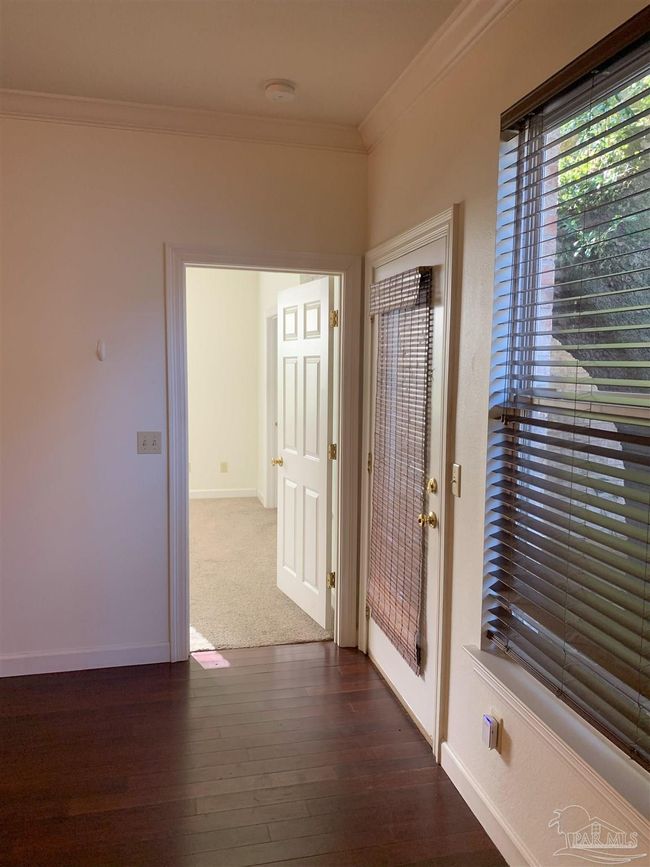 B - 6148 The Oaks Ln, House other with 3 bedrooms, 3 bathrooms and 2 parking in Pensacola FL | Image 9