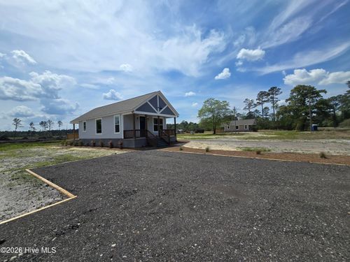 579 Stokestown Rd, Wallace, NC, 28466-7420 | Card Image