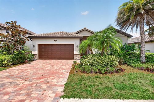 20722 Romagna Pl, Venice, FL, 34293-3276 | Card Image