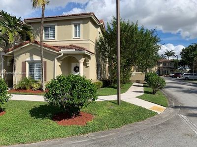 1-13 - 8243 Nw 107th Path, Home with 3 bedrooms, 3 bathrooms and null parking in Doral FL | Image 1