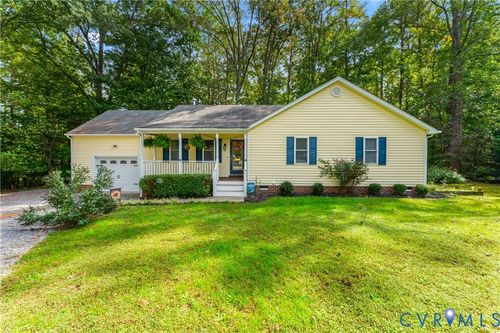 5 Monroe Cv, Ruther Glen, VA, 22546-5137 | Card Image