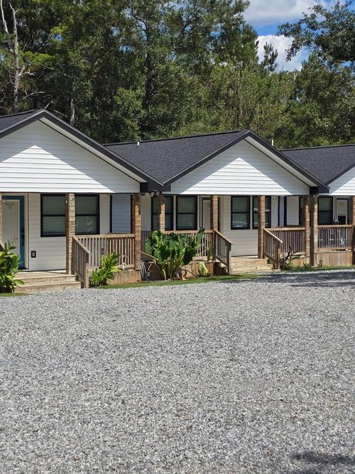 48 Smith Rd, Picayune, MS, 39466-7716 | Card Image