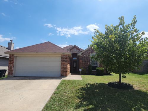 1920 Belshire Ct, Fort Worth, TX, 76140-5181 | Card Image