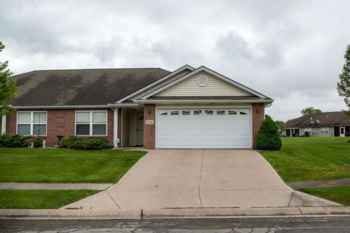 204 Coronet St, Angola, IN, 46703-6513 | Card Image