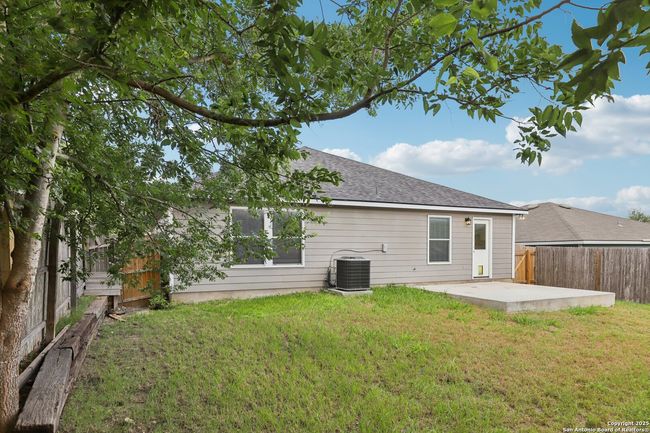 109 Creek Run, House other with 3 bedrooms, 2 bathrooms and null parking in Cibolo TX | Image 39