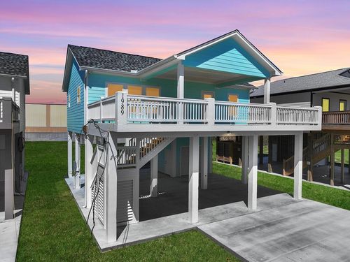 1989 Pedregal Dr, Crystal Beach, TX, 77650 | Card Image