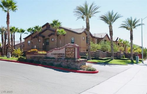 1084-8250 N Grand Canyon Dr, Las Vegas, NV, 89166-3725 | Card Image