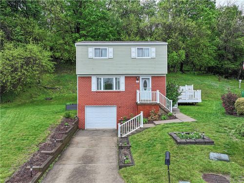 553 Invicta Dr, Penn Hills, PA, 15235 | Card Image