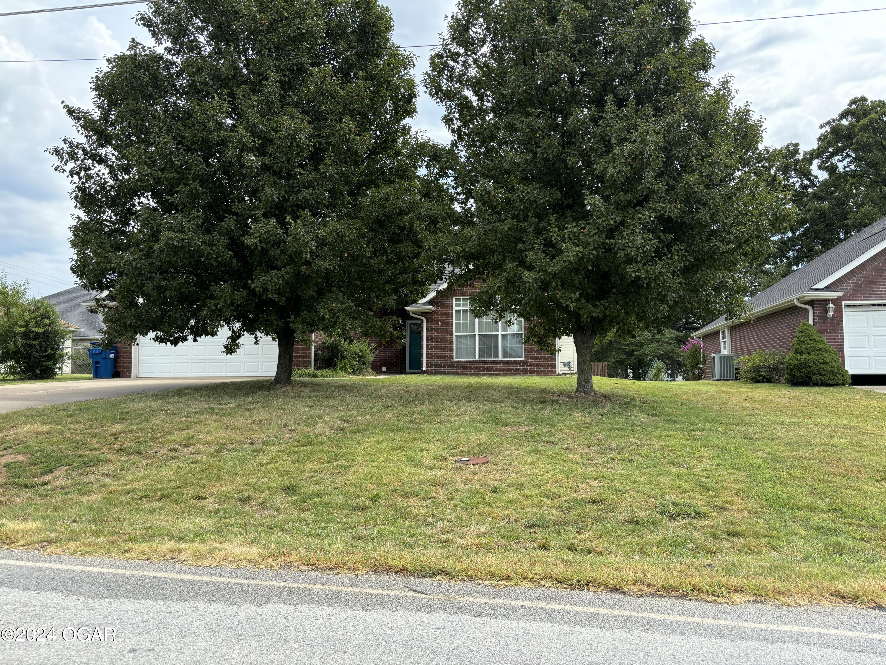 Country Club Dr, Joplin, MO 64804