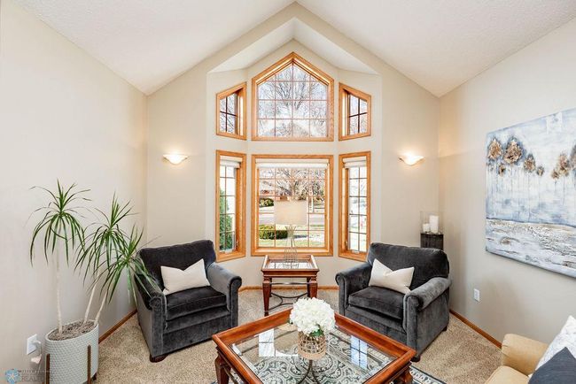 Living Room-Pella Wood Windows | Image 13