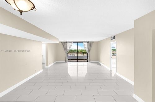apt-711-500 Three Islands Blvd, Hallandale Beach, FL, 33009-2840 | Card Image