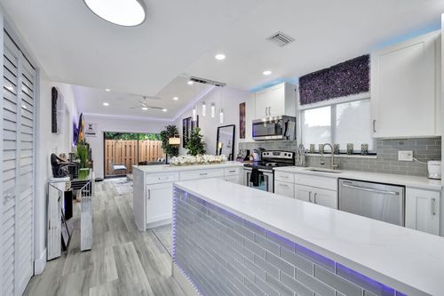 d-29-2320 Nw 37th Ave, Coconut Creek, FL, 33066-2209 | Card Image