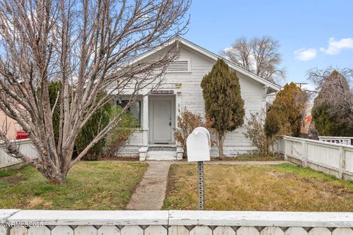 1016 Prater Way, Sparks, NV, 89431-4435 | Card Image