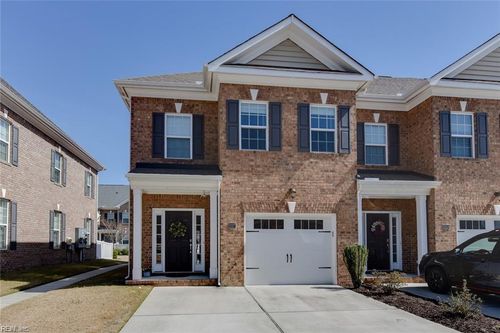 1117 Chatham Ln, Chesapeake, VA, 23320-2463 | Card Image