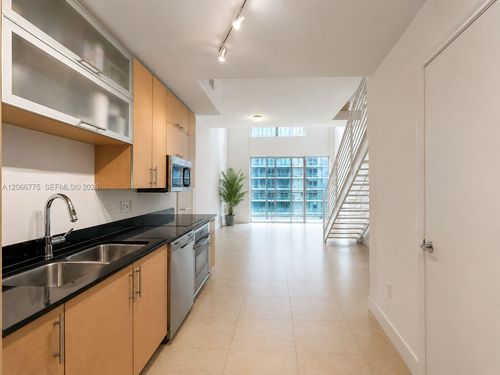 2220-60 Sw 13th St, Miami, FL, 33130-4328 | Card Image